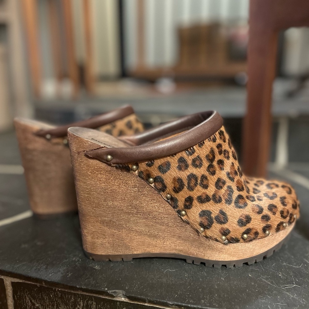 See By Chloe Clive Calf Hair Leopard Print Wedge Clog